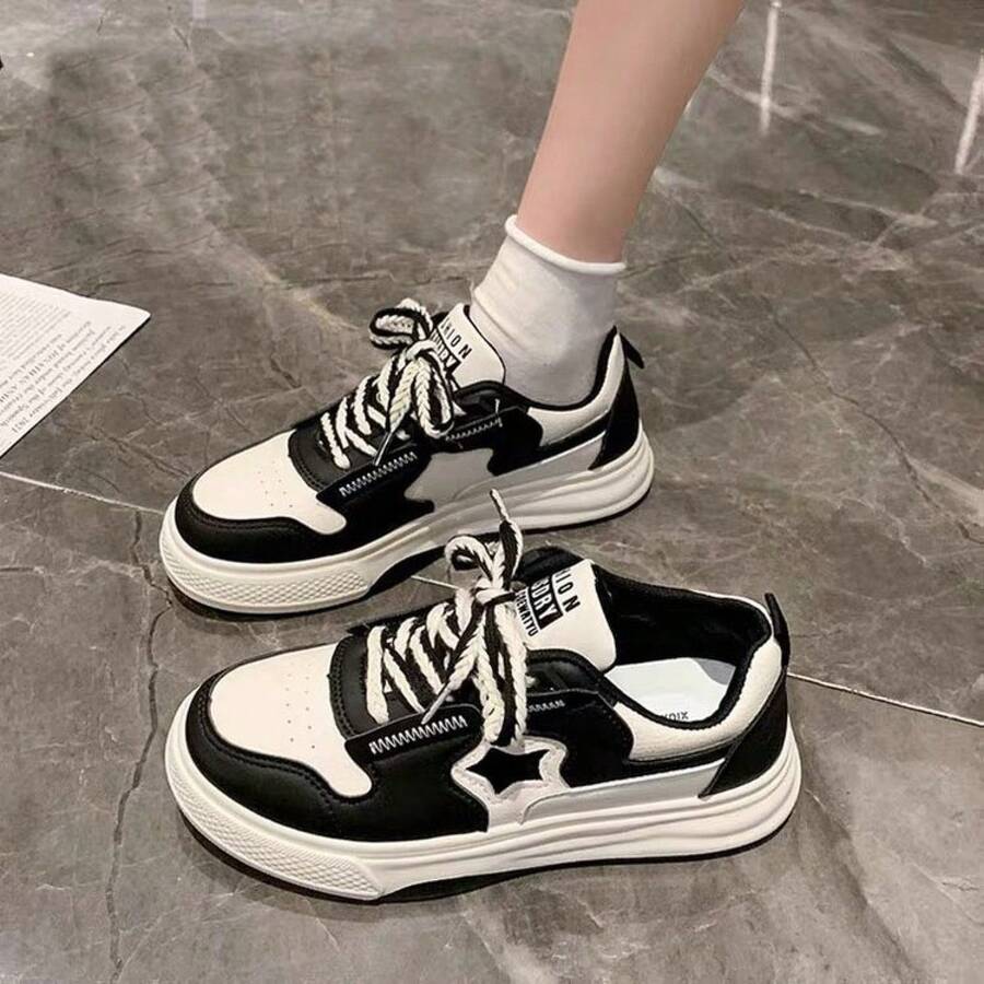 Women Skateboarding Shoes - 深棕色 - 查看 1