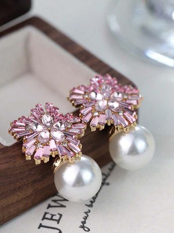 1 par de pendientes colgantes de lujo con circonita cúbica y perla falsa con diseño de copo de nieve, joyería versátil para fiestas de verano, regalo para mujeres