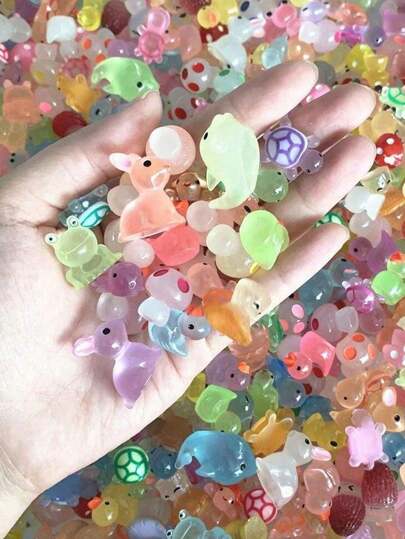 20 piezas - Animales en miniatura 3D que brillan en la oscuridad - Manualidades y recuerdos de fiesta únicos que brillan en la oscuridad 3D de resina - Decoraciones en miniatura de animales que brillan en la oscuridad en colores aleatorios - Adorables animales de resina, recuerdos de fiesta con tema oceánico y decoración de jardín DIY