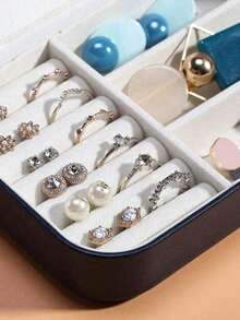 1 件便携式珠宝盒，简约珠宝收纳盒，旅行珠宝收纳盒，适用于耳环、戒指、项链、手镯、小巧化妆包，圣诞节、复活节、伴娘、女性夏季旅行的完美礼物收纳盒旅行必需品返校宿舍收纳秋季装饰