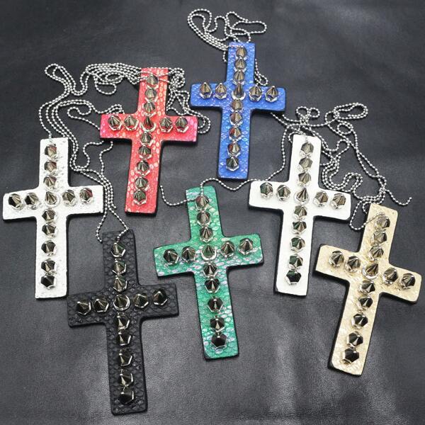 Leather Vintage Gothic Cross Necklace Y2K Women Necklace Ins Rivet Chain Necklace