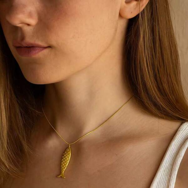 Hypoallergene Feng Shui goudvis ketting en oorbellen set, creatieve delicate sieraden voor vrouwen, dagelijks gebruik