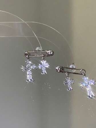 1 Pair Elegant Asymmetric Cross Stud Earrings, Suitable For Women Any Occasion, Halloween Gift
