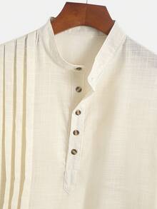 中东风格男士纯色半透明长袍，竹节结领，右前片褶裥设计，经典纽扣细节，适合休闲、通勤、居家穿着，简约时尚新款长袍