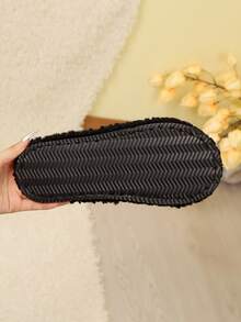 shensongni 可爱小熊元素毛绒拖鞋，轻便柔软鞋底，适合居家和卧室穿着，季节性拖鞋，露趾拖鞋，男女通用单只拖鞋 - 黑色 - 查看 7