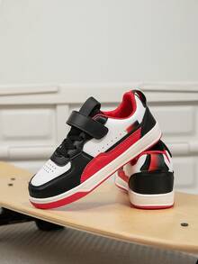1 Paio di Sneaker Mid-Top per Bambini, Scarpe da Skate, Scarpe Casual da Corsa per Interno/Esterno, Facili da Indossare con Chiusura a Strappo, Leggere, Traspiranti, Comode, Nuovo Stile College alla Moda, Scarpe Colorblock per Ragazzi e Ragazze - nero rosso - Visualizzare 6