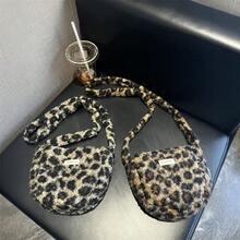 Women Shoulder Bags - 綠色豹紋 - 查看 5