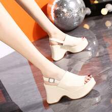 Women Platforms & Wedge Sandals