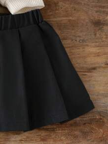 2pcs/Set Baby Girl Black Bow Decor Round Neck Long Sleeve Top Casual Shirt And Pleated Skirt Suit