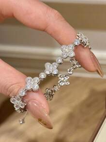 1pc Stainless Steel Floral Bubble Bracelet With Zirconia Crystals, Delicate Jewelry, Luxury Feel For Women