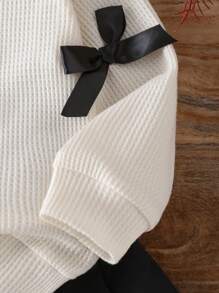 2pcs/Set Baby Girl Black Bow Decor Round Neck Long Sleeve Top Casual Shirt And Pleated Skirt Suit