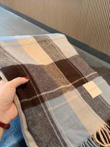 1 Khăn choàng tua rua kẻ caro giả cashmere dành cho nữ, Khăn choàng đa năng giữ ấm mùa thu/đông, Khăn choàng cổ học sinh dùng hàng ngày cho trang phục - Màu xanh lam - Xem 4