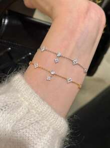 1pc Fashionable Four-Leaf Clover Zirconia Bracelet For Women, Elegant, Sexy, Luxury, Romantic Style, Niche Design, Exquisite Accessory Suitable For Daily, Party, Festival Gift