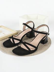 Sandale negre pentru femei cu toc înalt, toc gros de 6 cm, baretă încrucișată, închidere cu cataramă, sandale de lucru confortabile, vârf pătrat, minimaliste și sexy - Negru - Vizualizare 2