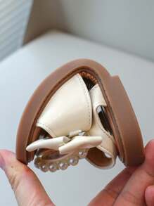 2025 New Pearl Non-Slip Soft Bottom Open Toe Girls Flat Princess Shoes With Hook And Loop, Beige