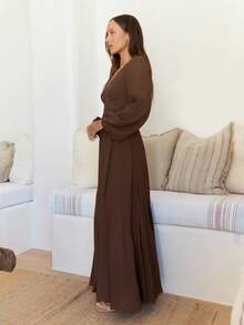 优雅的褶皱收腰假日连衣裙，精致又显身材 - 咖啡 - 查看 6