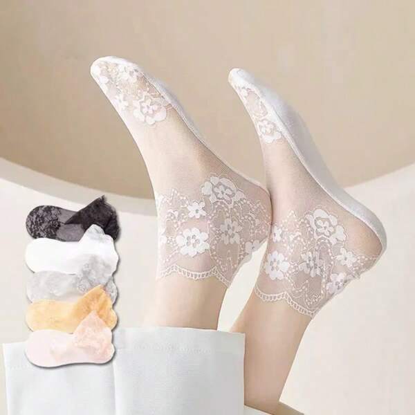 Lolita Women Invisible Lace Socks Thin Ladies Lace Boat Socks Hollow Non-Slip Shallow Transparent Socks Women