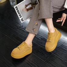 Men Skateboarding Shoes