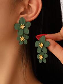 1 Pair Metal Asymmetrical Colorful Multi-Layer Flower Stud Earrings, Date Gift Valentine's Day Accessories - Orange - View 6