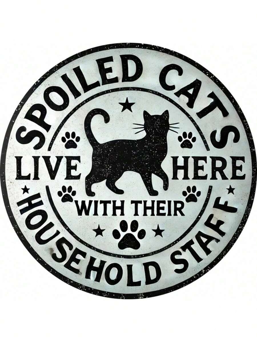 1 Stück Verwöhnte Katzen und ihre Familie leben hier Metallschild - 8x8 Zoll robuste Metallwandkunst, geeignet für Schlafzimmer, Küche, Esszimmer, Bar Dekoration - einzigartiges Design, einfach aufzuhängen, toll für Zuhause, Büro oder als Geschenk, zufällige Lochpositionen