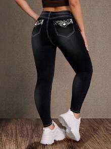 Women's Large-Size High-Waisted Black Slim-Fit Jeans, With Exquisite Embroidery On The Back Pocket, High Elasticity Fabric, Comfortable And Fitted Fit, Elegant And Mature For Daily Wear, Fashionable And Retro Style. - 黑色 - 查看 4