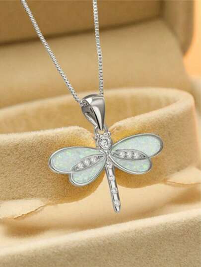 1pc Elegant Women's Dragonfly Rhinestone Geometric Necklace, Fashionable Silver-Tone Metal Pendant Necklace, Suitable For Outings, Parties, Gatherings, And Daily Wear
