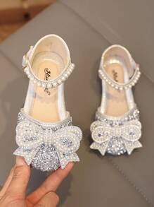1 Pair Fashion Versatile Pink Girl Pearl & Rhinestone Bow Decor Cute Flat Sandals, Round Toe, Suitable For Daily Wear, Dancing, Outdoor In Spring & Autumn, Glitter Decoration Closed Toe Princess Shoes, Run Small By Half Size