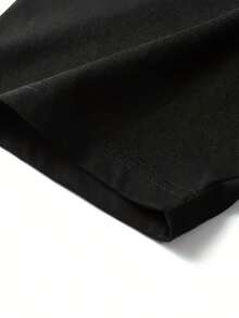 Camiseta negra unisex casual de corte holgado con un impresionante estampado de araña roja de dibujos animados - hecha de algodón puro suave, ajuste cómodo, lavable a máquina, camiseta de cuello redondo de manga corta, adecuada para usar en primavera, verano y otoño, camiseta cómoda para el día a día. - Negro - Ver 5