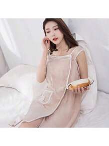 1pc Thickened Coral Fleece Bathrobe, Suitable For Bathing, Home Use, Adult Women, Absorbent Bath Towel