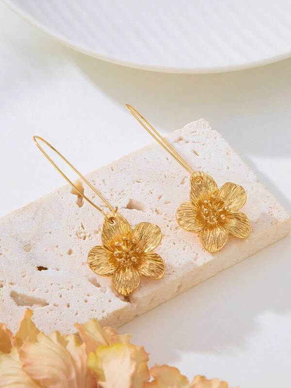 1 Pair Fashionable & Charming Summer Vacation Style Sweet Golden Textured 5-Petal Flower Pendant Earrings For Women