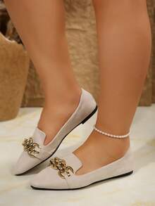 宽楦时尚麂皮平底鞋，米色，尺码 36-43，适合日常穿着，甜美休闲女鞋 - 米色絨面+鏈條 - 查看 5