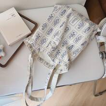 Women Shoulder Bags - 白底鏡框藏藍小花 - 查看 4