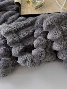 1pc Luxury Super Soft Plush Blanket, Premium Silky Flannel (90"X90" Queen Size) 3D Jacquard Pattern, Lightweight Bed Blanket For All Seasons - Cozy Soft Fluffy Flannel Throw Blanket, Suitable For Sofa Or Bed - Dark Grey - View 7