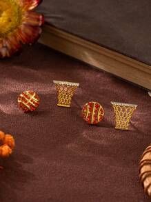 2件时尚精致创意运动系列篮球蓝色框架耳环，镀18K金，不易氧化，可轻松搭配女性日常穿着。女士珠宝。