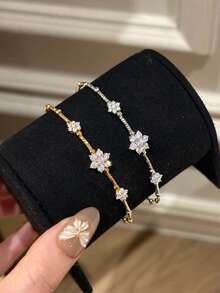 rundraw 1pc Women's Gold-Tone Copper Delicate Bracelet With CZ Inlay, Suitable For Party, Ball, Wedding - Flowers - View 4