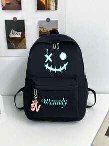 定制专属背包，印上个性化姓名或节日祝福。定制您的专属背包。全新开学季背包，男女学生皆宜，采用尼龙拉链设计，休闲百搭，适合大学生、初中生和小学生。您可以印上姓名、字母、幸运数字等。