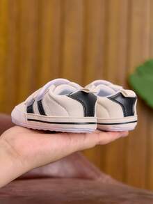 0-1岁婴儿男童/女童运动鞋，软底休闲幼儿鞋0-6-12个月，适合所有季节 - 黑色 - 查看 6