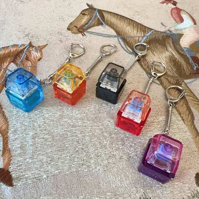 1/2/6 Packung Tastatur Fidget Spielzeug Tastatur Fidget Schlüsselanhänger Tastatur Entspannungsknopf Finger Klicker Spielzeug, Knopf Stressabbau Fidget Geschenke für Erwachsene zur Stresslinderung