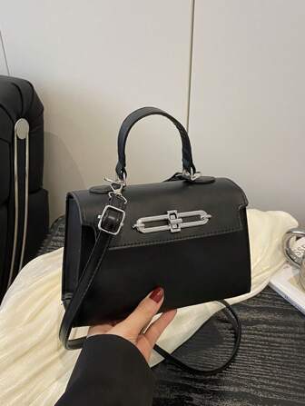 1 件女士新款迷你时尚纯色优雅单肩包，肩带和金属扣装饰休闲方形包，百搭别致街头风格斜挎包，适合购物、通勤、日常搭配，非常适合女性日常使用