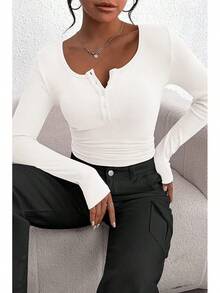 Women's 2025 Fall Long Sleeve Henley Shirts Button Ribbed Knit Casual Basic Tops Blouse - 白色 - 查看 1