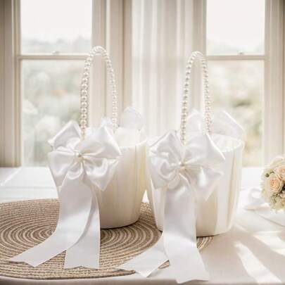 Breezier 2pcs "Romantic Continuation" Elegant Wedding Floral Baskets, With Pearl Handles And Graceful White Bow Decor, White Satin Ring Bearer Pillow - Perfect For Candy, Jewelry And Floral Arrangements, Pearl Handle Flower Girl Basket, Wedding Flower Basket, Gift Basket, Wedding Candy Jewelry Flower Holder, For Events Parties, White Ceremony Flower Basket