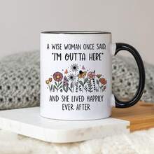 1 Stück Keramik Kaffeetasse, Rentnergeschenke für Frauen 2025, Rentner Tasse, "Eine weise Frau sagte einmal: Ich bin hier raus" Kaffeetasse, Rentnergeschenke Geburtstagsgeschenk Weihnachtsgeschenke für Mutter Oma Lehrerin Krankenschwester Kollegen