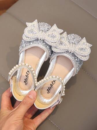 1 par moderiktiga mångsidiga rosa flickskor med pärlor och strass, söta platta sandaler, rund tå, lämpliga för vardagsbruk, dans, utomhus på vår och höst, glitterdekorerade prinsessskor med stängd tå, små i storleken och halva storleken