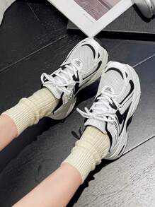 新款女士休闲运动鞋，学院风厚底运动鞋，系带圆头网布皮革拼接透气百搭印花涂鸦学院风学生户外徒步休闲通勤鞋