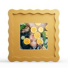 1个波浪形多色相框（红、黄、蓝、绿、白、黑），时尚百搭的家居和办公装饰 - 适合桌面和墙面展示，完美的乔迁礼物（不含照片） - 彩色 - 查看 49