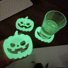 5 件万圣节硅胶 PVC 南瓜杯垫，尺寸 4.1 英寸 X 3.9 英寸，自发光，夜光杯垫，适用于厨房、餐厅、办公室等。 - 彩色 - 查看 6
