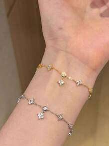 1pc Fashionable Four-Leaf Clover Zirconia Bracelet For Women, Elegant, Sexy, Luxury, Romantic Style, Niche Design, Exquisite Accessory Suitable For Daily, Party, Festival Gift