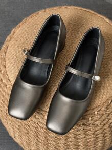 MonaNise 女士3厘米布面包跟黑色时尚百搭玛丽珍低跟粗跟优雅平底鞋，另有藏蓝色、咖啡色、酒红色可选