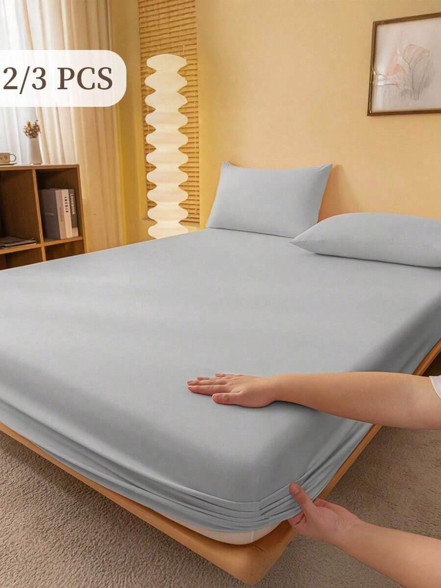 2/3 Pcs Fitted Sheet Set, Bedding, Solid Color Bed Sheet Set, Halloween Decor, Fall Decor, Christmas Decoration, Soft And Comfortable Bedding, Skin-Friendly Bed Cover Set, Room Decor For All Season, Halloween Gift, Mattress Protector For Bedroom, Fits For Single, Twin, Full, Queen And King Size Bed, 1 Fitted Sheet And 1/2 Pillowcases, Machine Washable - 淺灰色 - 查看 1