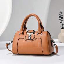 Women Shoulder Bags - 黑色 - 查看 1